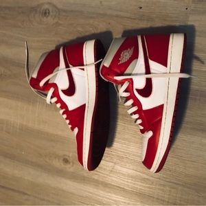 Jordan 1 university ore